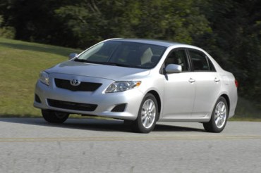 09_corolla_xle_05.jpg
